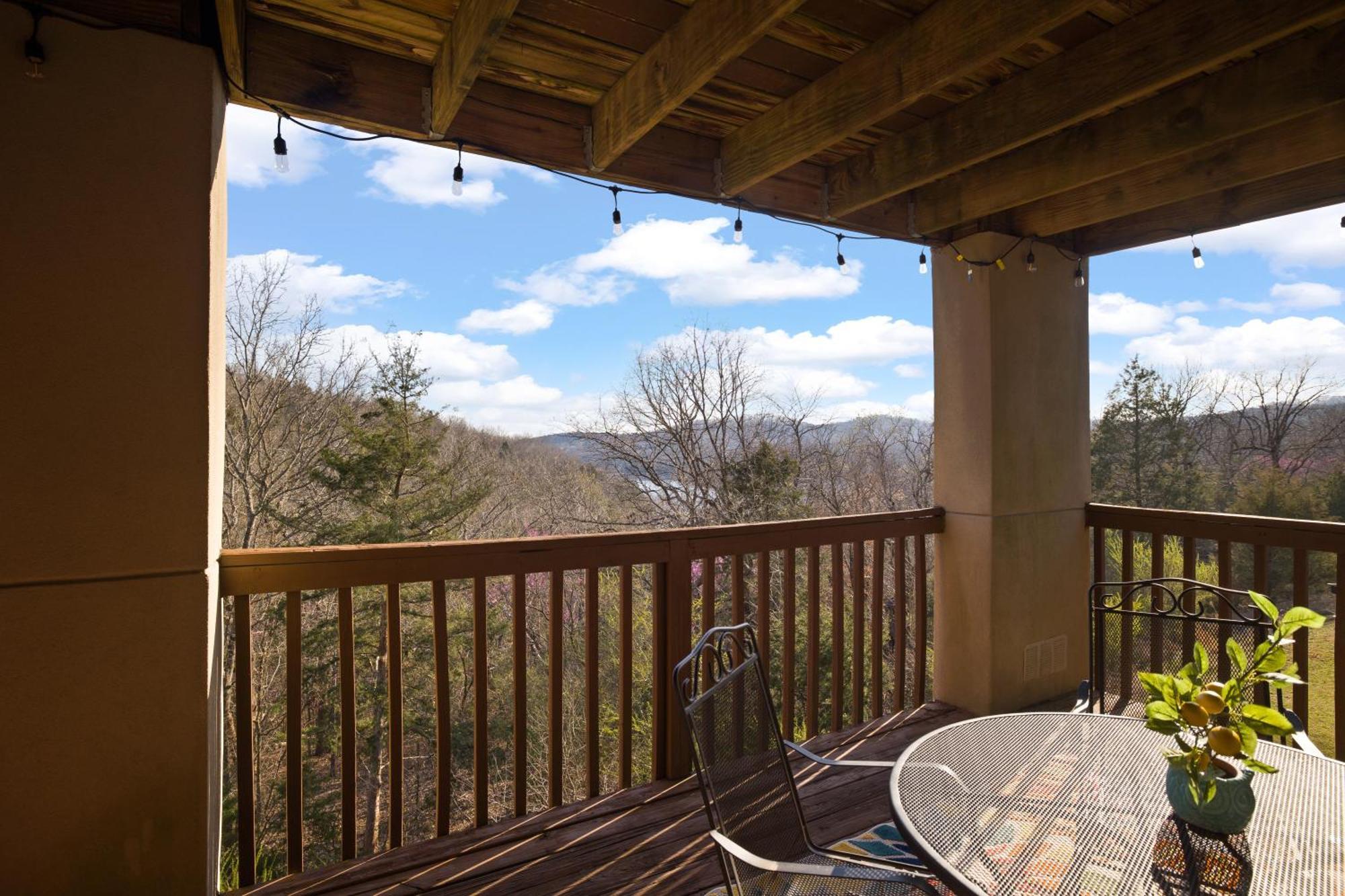 Walk-In, No Stairs Condo, Pets Welcome, 4 Mins To Silver Dollar City, 14 Mins To Ball Park Of America, Amazing Ozark Mountian Views Брэнсон Экстерьер фото