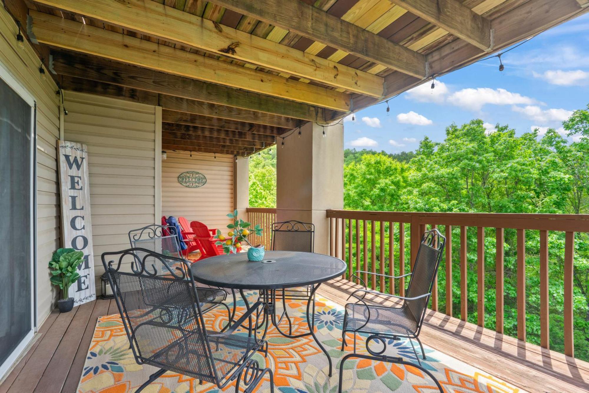 Walk-In, No Stairs Condo, Pets Welcome, 4 Mins To Silver Dollar City, 14 Mins To Ball Park Of America, Amazing Ozark Mountian Views Брэнсон Экстерьер фото