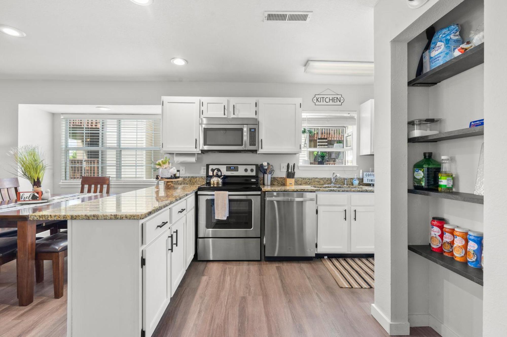Walk-In, No Stairs Condo, Pets Welcome, 4 Mins To Silver Dollar City, 14 Mins To Ball Park Of America, Amazing Ozark Mountian Views Брэнсон Экстерьер фото