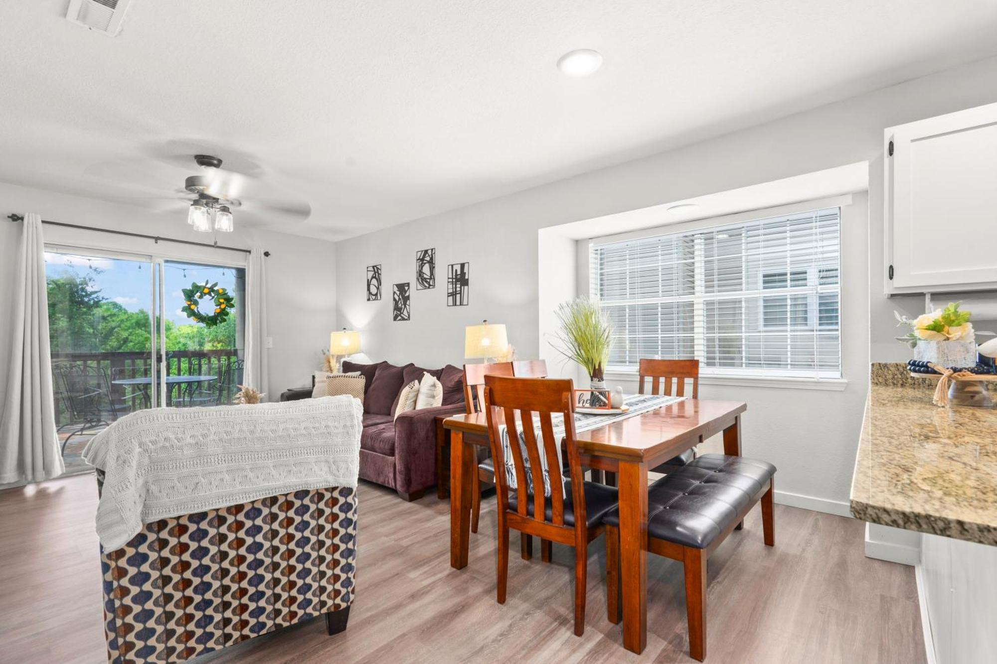 Walk-In, No Stairs Condo, Pets Welcome, 4 Mins To Silver Dollar City, 14 Mins To Ball Park Of America, Amazing Ozark Mountian Views Брэнсон Экстерьер фото